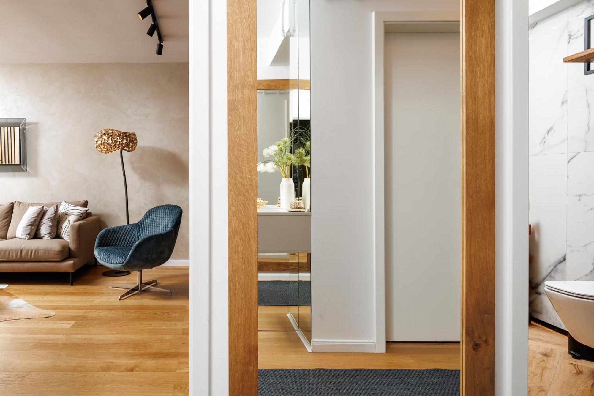 Pure Living Apartment W. Private Parking 브라쇼브 외부 사진