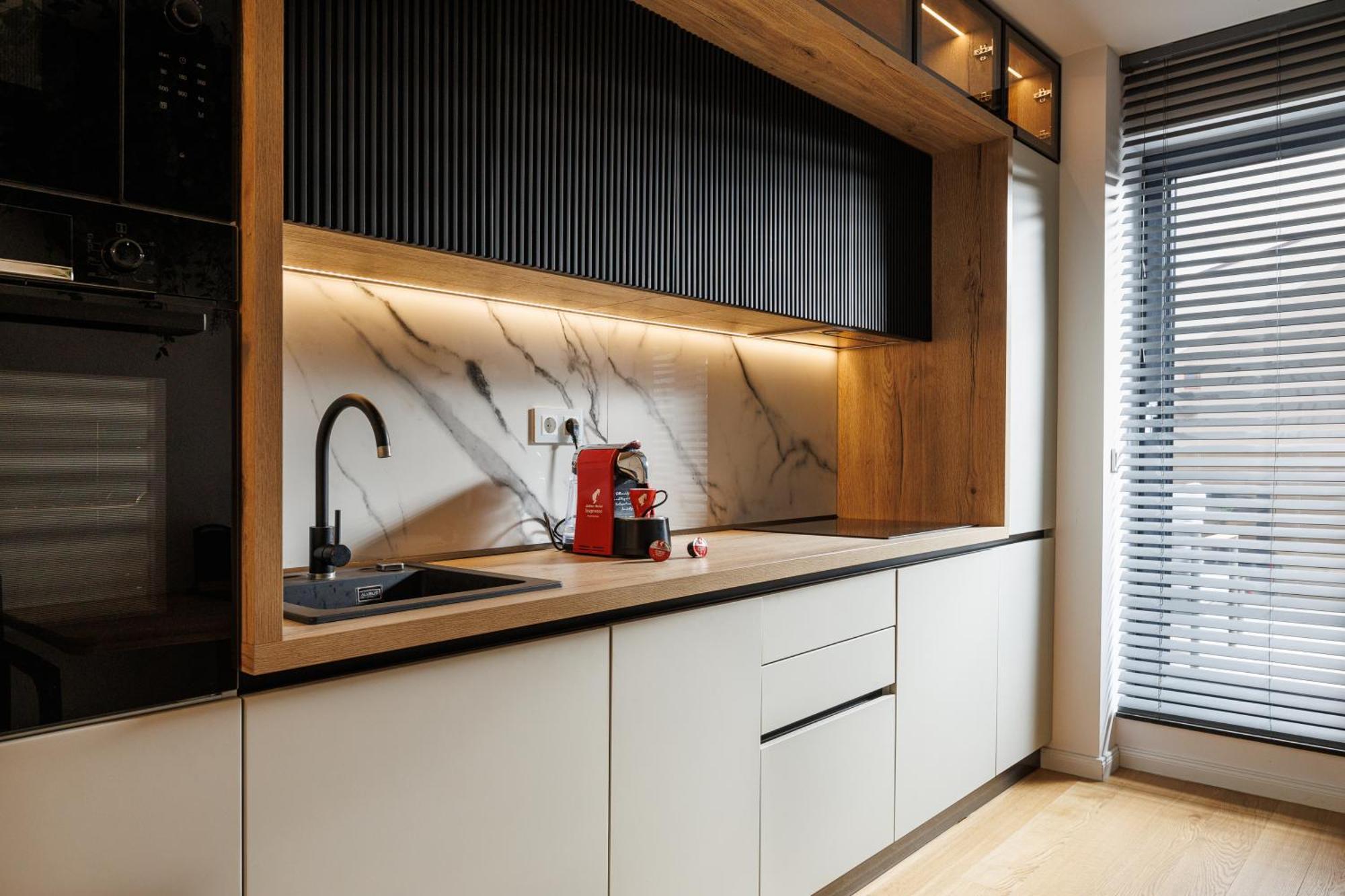 Pure Living Apartment W. Private Parking 브라쇼브 외부 사진